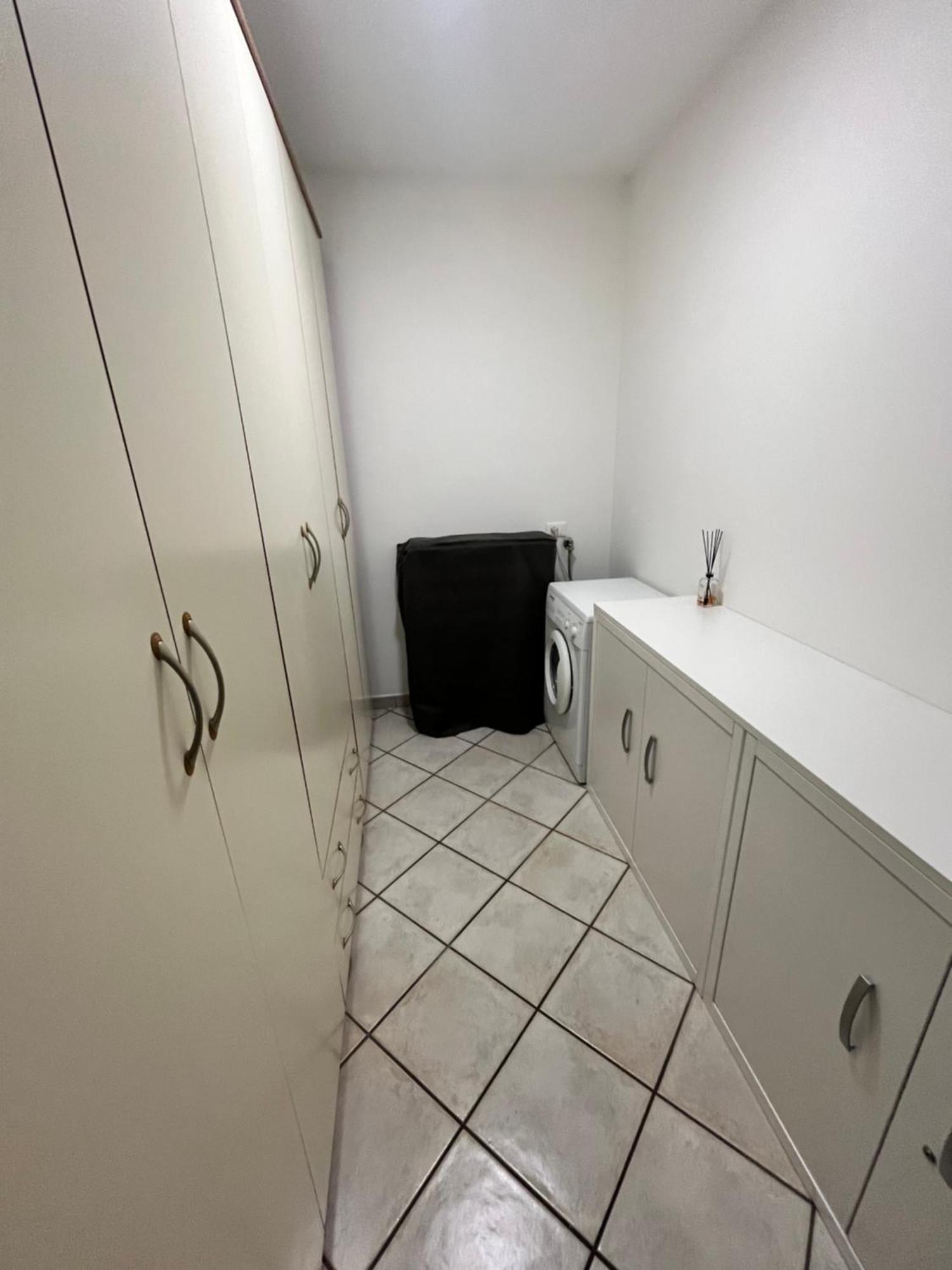 Appartamento In Villa Nico'S Home 갈라라테 외부 사진
